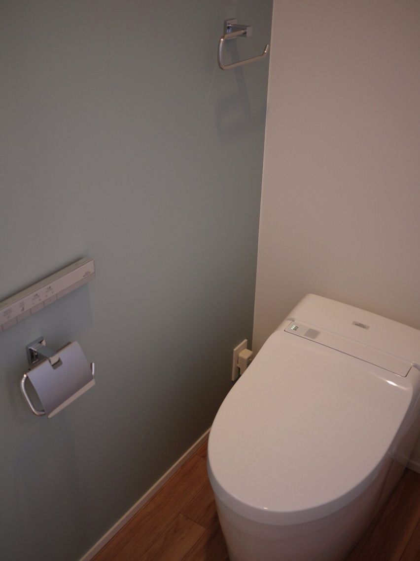 リリカラ 壁紙 トイレ PC、Android / iPhoneの壁紙画像