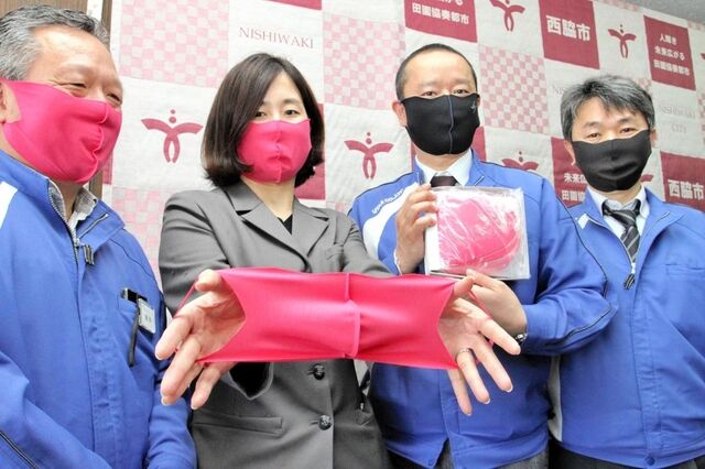 変態仮面 女性用下着メーカーが 洗えるマスク 生産 大した効果もないのに注文殺到 Newsここだけでok