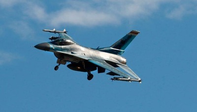 f16