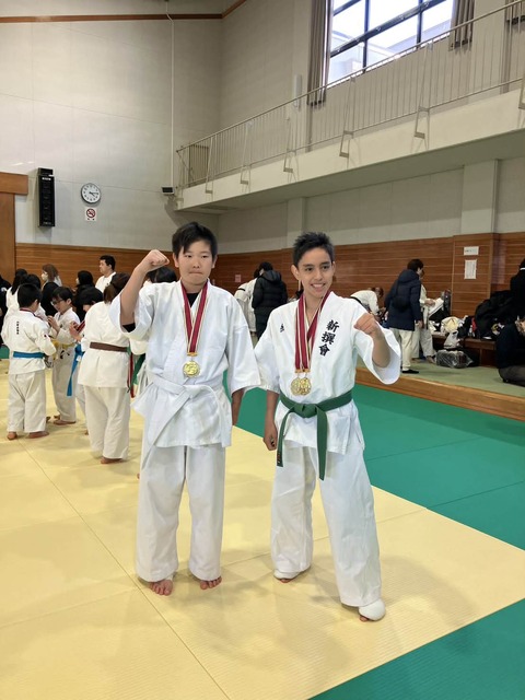 1eec41da-83bc-4e07-9b8a-6dd92d6f1f87