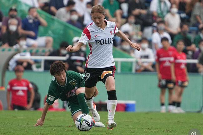 日本初の女子プロリーグ Weリーグ なでしこ塩越柚歩が値千金の逆転弾 浦和lが2 1でベレーザとの名門対決を制す 2chフットボールまとめアンテナ 日本初の女子プロリーグ Weリーグ なでしこ塩越柚歩が値千金の逆転弾 浦和lが2 1でベレーザとの名門対決を制す 2chフットボールまとめアンテナ