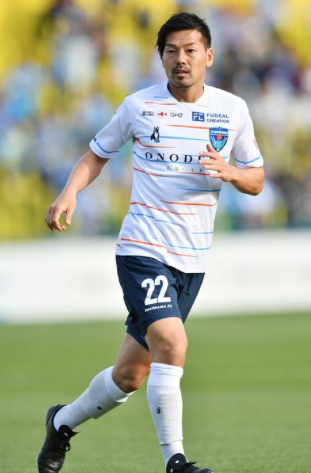 なぜ40歳の松井大輔は横浜fcからベトナム1部サイゴンfcへの移籍を決断したのか サカでち なぜ40歳の松井大輔は横浜fcからベトナム1部サイゴンfcへの移籍を決断したのか サカでち