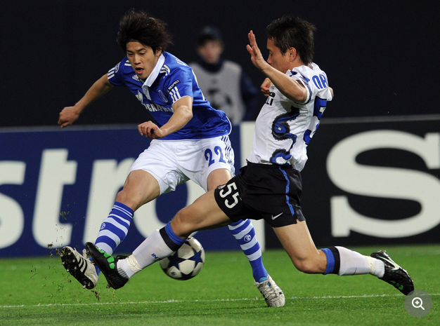 会見で長友とか本田が熱く語る 内田篤人 インタビューで みんな長かったですね 内田 長友に殴られる ニュースまとめ