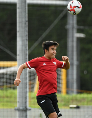 久保建英 俺が勝たせる気持ち 4月に頭よぎった縁深いスペインとの大一番 サカでち 久保建英 俺が勝たせる気持ち 4月に頭よぎった縁深いスペインとの大一番 サカでち