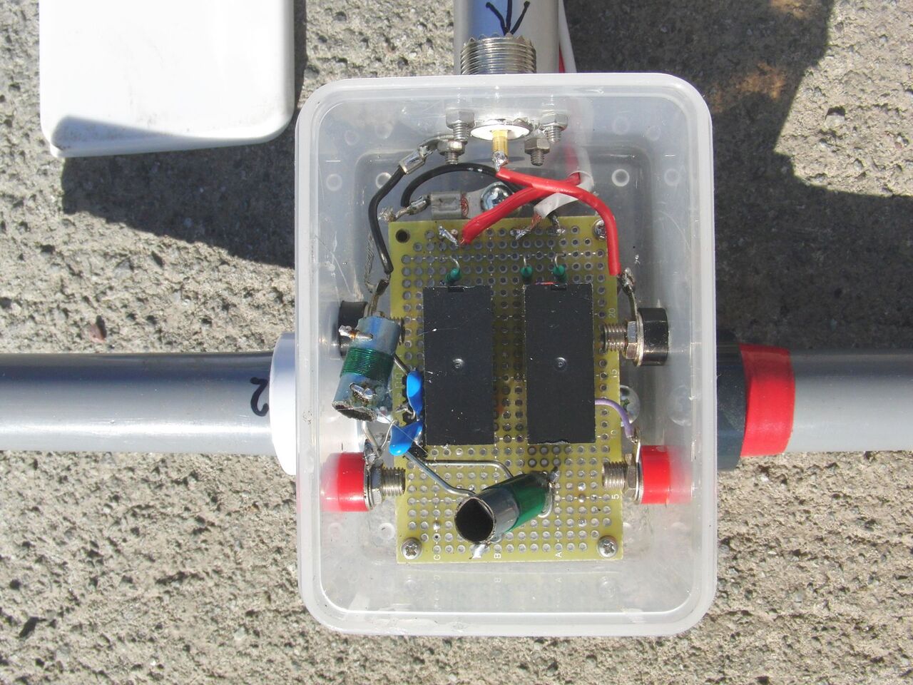 アマ無線21MHz用アンテナお譲りします（HB9CV） Handmade 21MHz HB9CV mini antenna that's easy to make and play