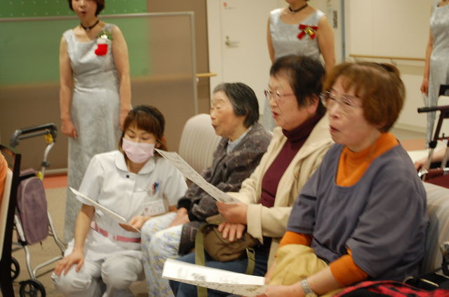 あがの市民病院で クリスマスコンサート 山田さなえの活動ブログ