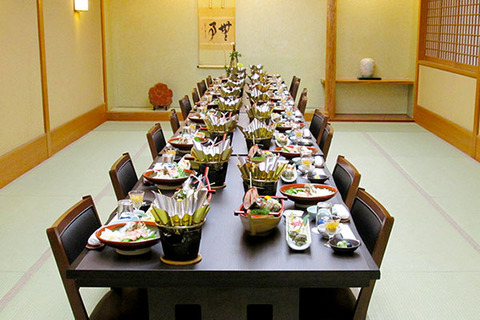 banquet_compaction