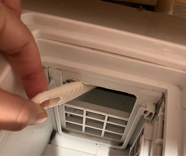 どひゃー!こんなに取れて良いの!?ドラム式洗濯乾燥機の埃取りの