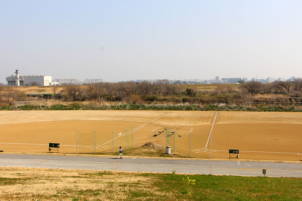 B地区グラウンド