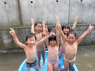 幼稚園保育園水遊び ☆水遊び☆ : 三内保育園日記
