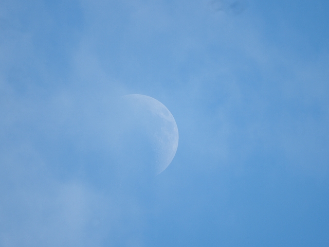 230823m9