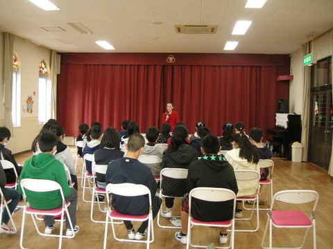 晴小6年生園長先生講話