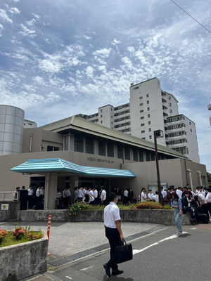 9B2C6F6C-DEC6-4082-8799-F6CAFF355CF5