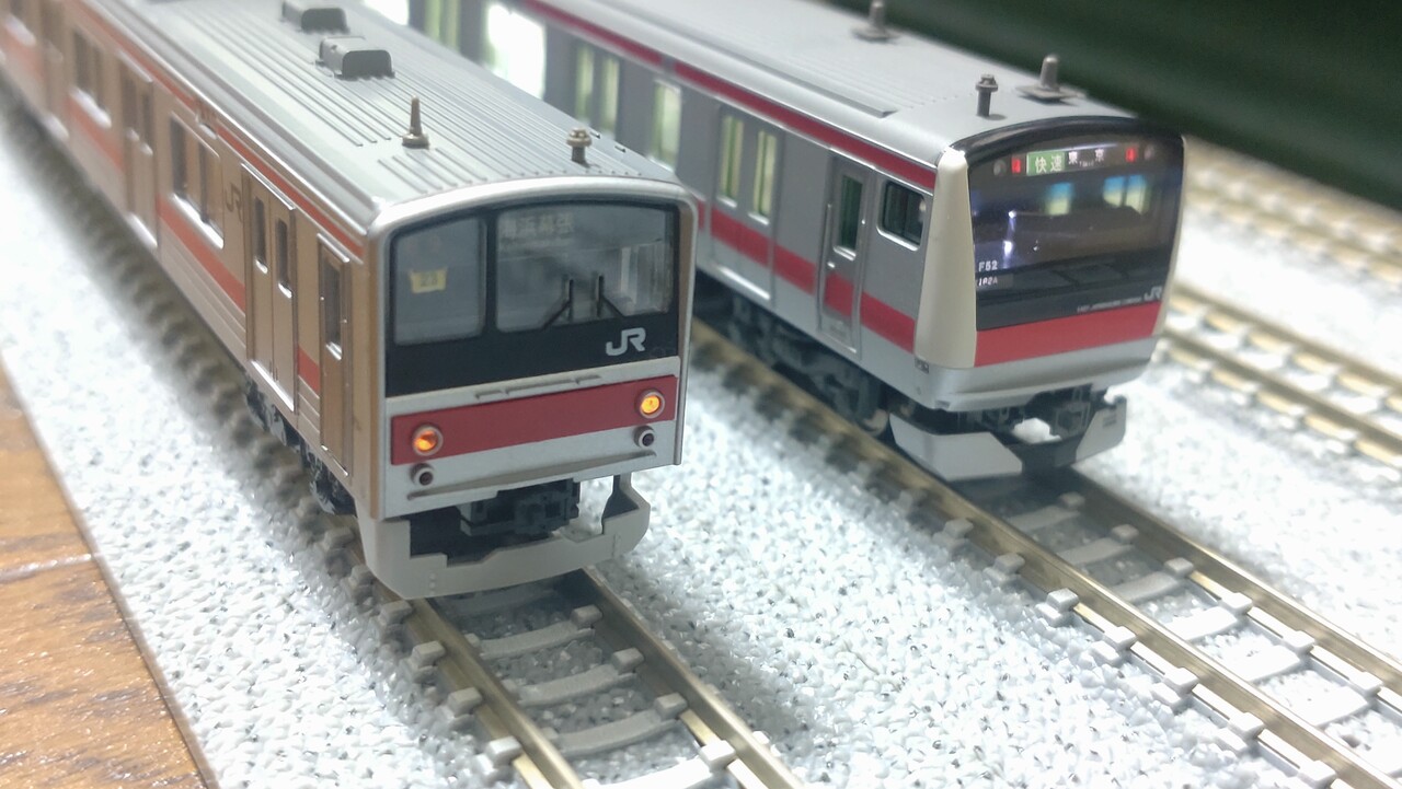 kato e233系5000番台(分割編成) : Sky blue車両センター