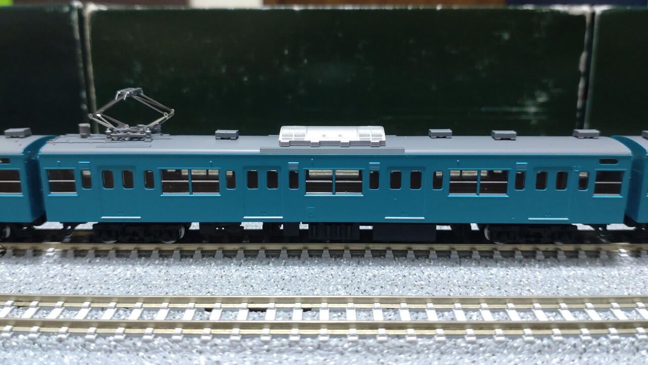 tomix 京葉線201系 : Sky blue車両センター