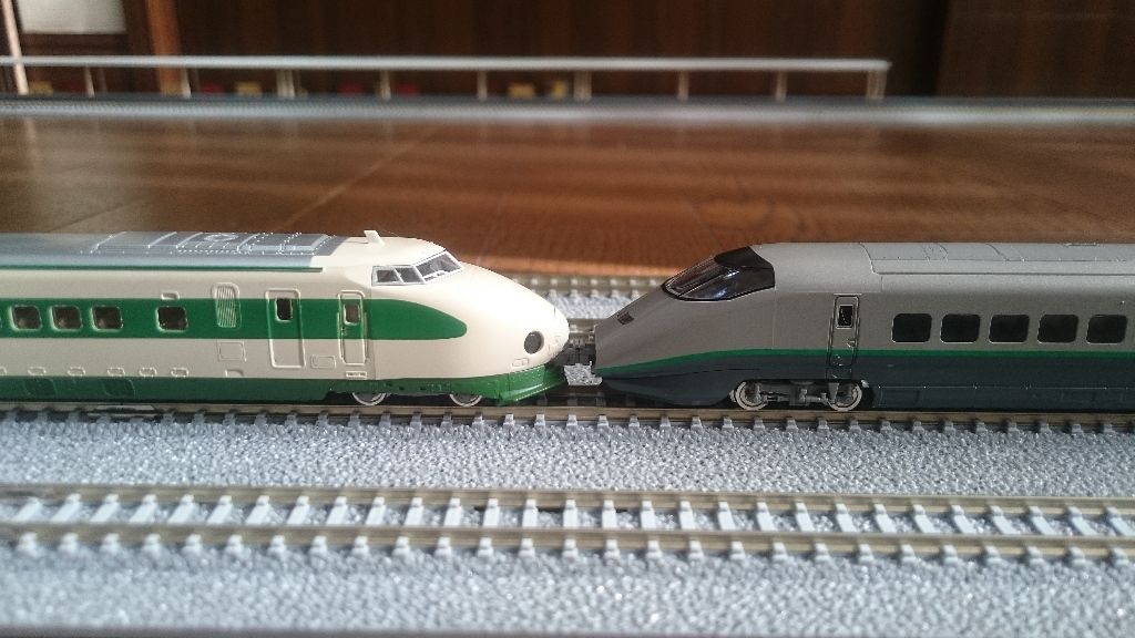 tomix e3系1000番台山形新幹線つばさ : Sky blue車両センター