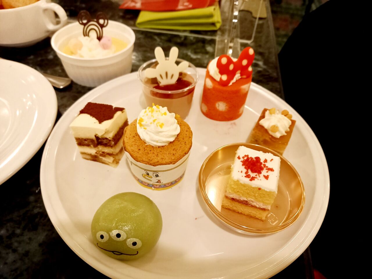 4月ディズニー クリスタルパレス レストラン ときどきお泊りディズニー 都内から