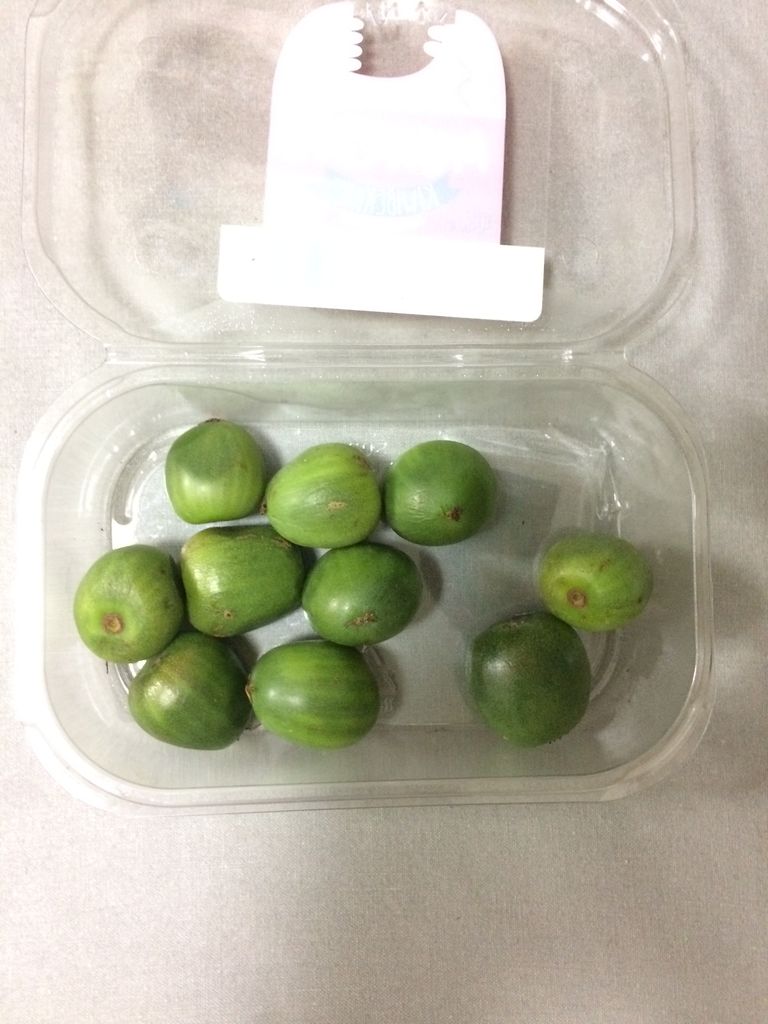 イエローピタヤとベビーキウイ 珍しい果物 珍食ブログ イエローピタヤとベビーキウイ 珍しい果物 珍食ブログ