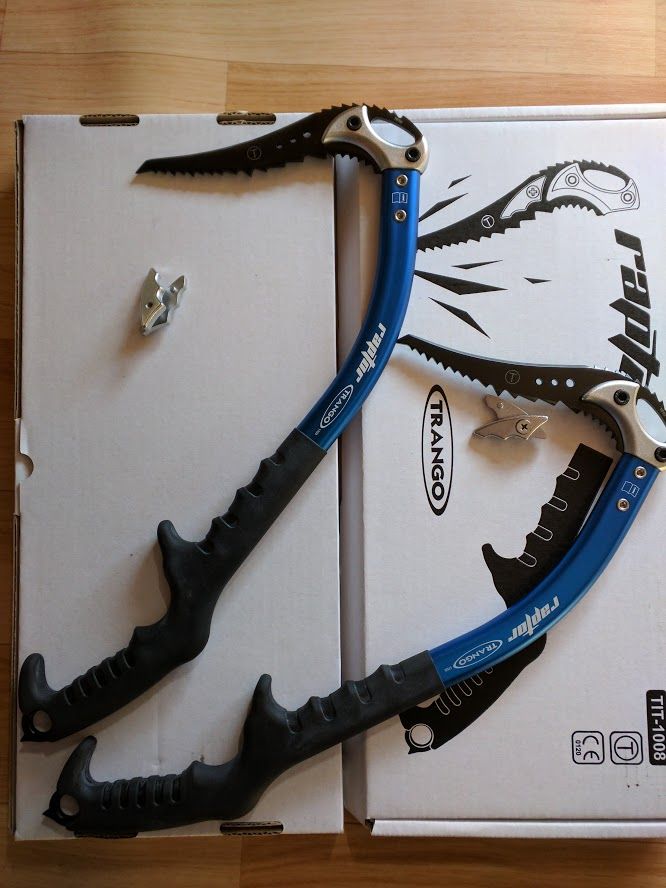 アイスアックスが届いた。「TRANGOラプター」 : massy's