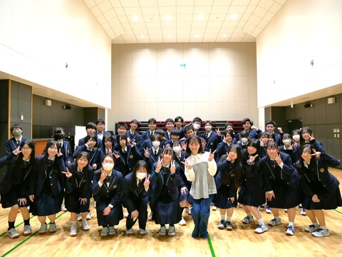 1900324