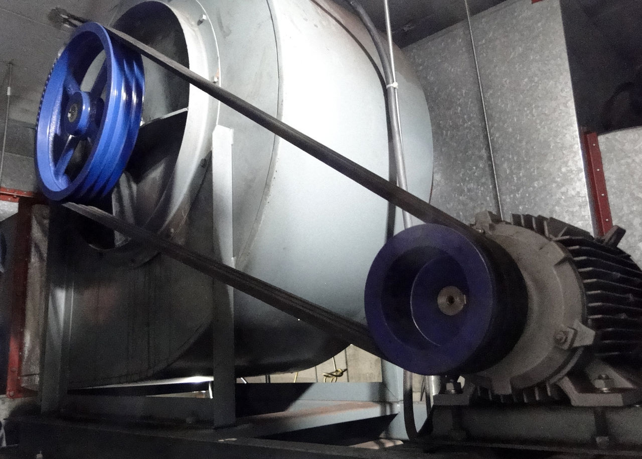 屋内設置用シロッコファンのモーターです。