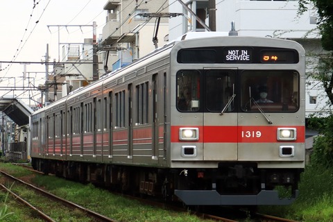 1019F、出場。