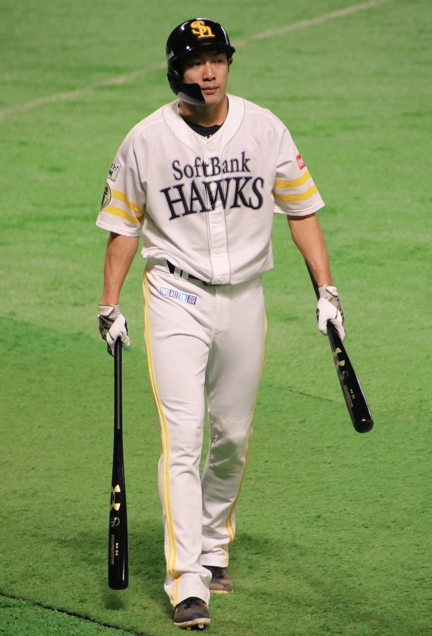 近年のプロ野球に普及するフェイスガード 日本でのブームの火付け役はヤクルトのあの選手 桜澤 Sarasawa による野球速報
