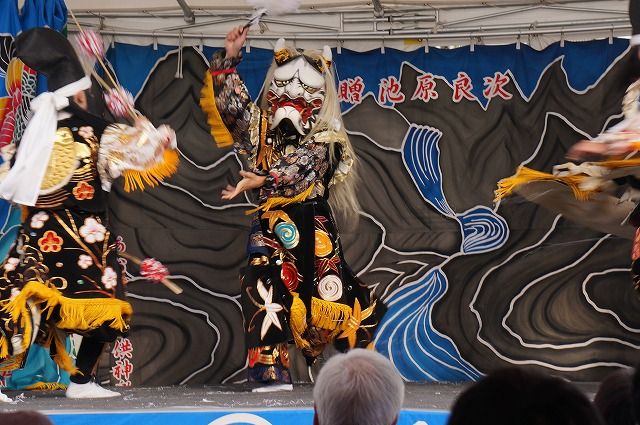 芸北神楽 「土蜘蛛」上中調子神楽団 : 仮面の祝祭~神楽・獅子舞 芸北神楽 「土蜘蛛」上中調子神楽団 : 仮面の祝祭~神楽・獅子舞