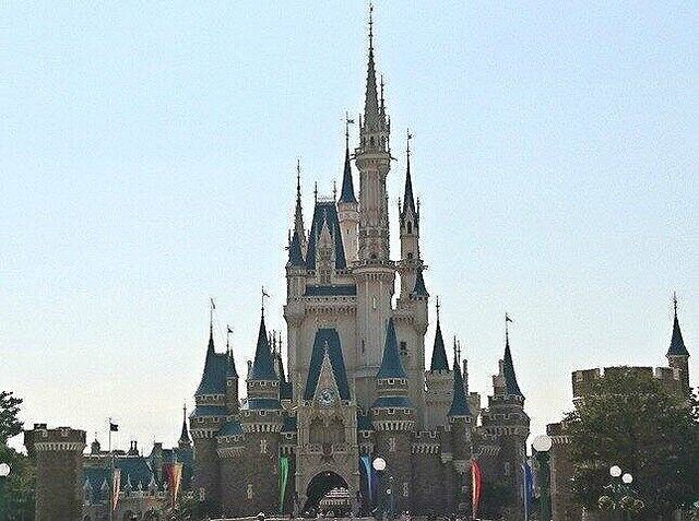 Tdl ディズニーランドのチケット予約できずパーク前で泣いたら キャストの協力 で入場 Tiktok投稿が物議 広報に聞く 6 ばーど スパロボニュース Tdl ディズニーランドのチケット予約できずパーク前で泣いたら キャストの協力 で入場 Tiktok投稿が物議 広報に聞く 6 ばーど スパロボニュース