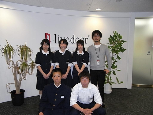 ��긩���Į�����ع������̤���5̾���饤�֥ɥ��ˤ�äƤ����Τǡ�Open �� Share�ˤĤ����ä���