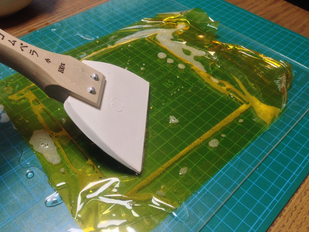 カプトンテープのキレイな貼り方 ちいさなラボ