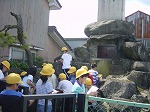 忠魂碑を見学