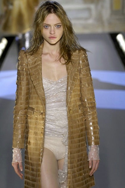 Anna Molinari FW 06 003