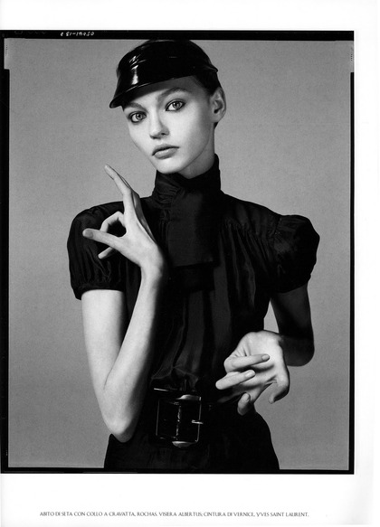 Vogue Italia Picture Perfect Steven Meisel Dec 05_002