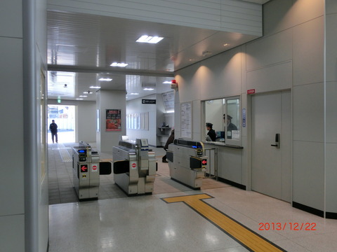 鴫野駅 新しい改札口・コンコースが使用開始！（2013年12月）