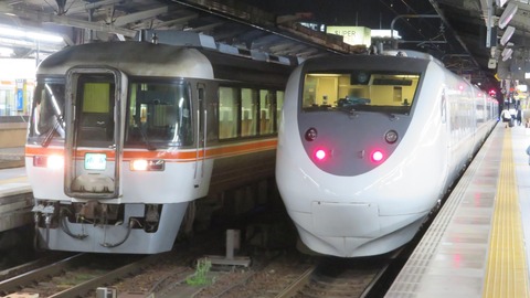 名古屋駅で 11番線の特急しらさぎ 「金沢行き」 ＆ キハ85系の特急南紀を撮る （2023年5月）