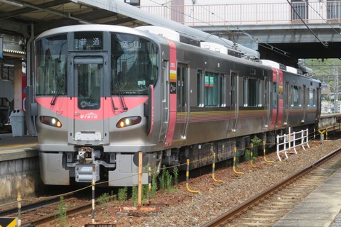 【運行開始】 総社駅で 岡山地区の新型車両 227系 「Urara」 を撮る （2023年9月）