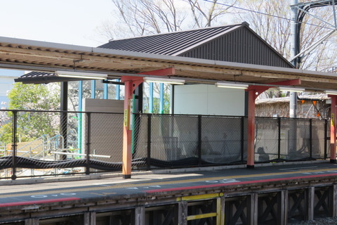 稲荷駅で 「西口改札」 の設置工事が進行中！ （2026年4月）