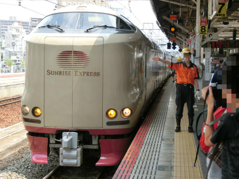 【遅れ120分以上】 岡山駅でサンライズ瀬戸・出雲 「高松・出雲市行き」 を撮る（2019年7月27日）