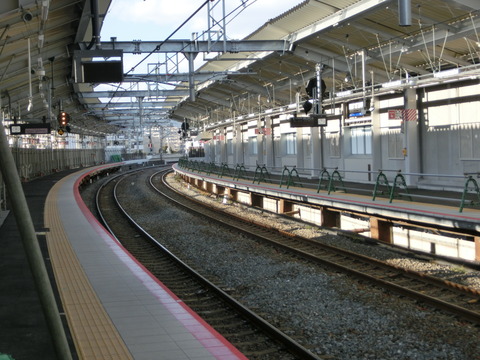 鴫野駅 1番のりば改装工事（2019年1月14日）