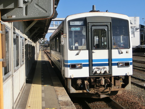 三次駅でキハ120形車両を撮る （口羽行き・府中行き・備後落合行き）