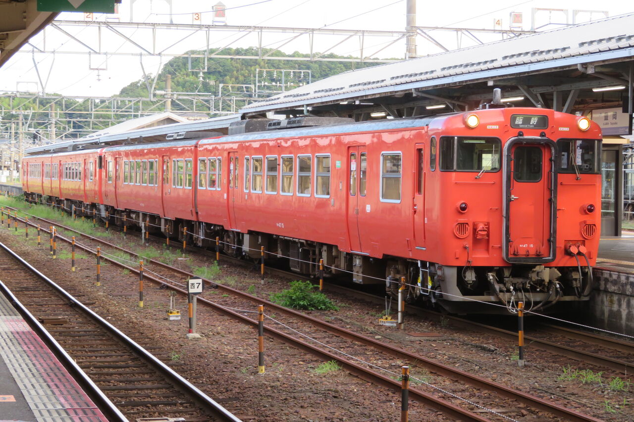豊岡駅で臨時列車 「竹野行き」 を撮る （花火大会に伴うレアな行き先