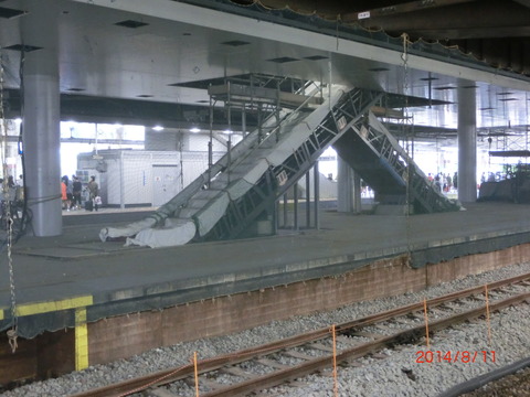 新大阪駅 旧15・16番のりば改装工事（2014年8月） 【Part1】 新・エスカレーター登場！