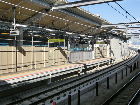 鴫野駅 3番のりば使用開始 1週間前の様子（2018年5月12日）