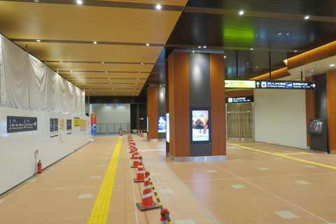 加賀温泉駅 新幹線開業6日前の様子 （新幹線駅舎・仮駅舎・発車標ほか） 【2024年3月10日】