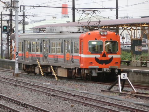 吉原駅 改札口の電光掲示板（発車標） 【更新前】