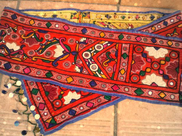 希少 超大判 タペストリー トーラン インド 刺繍 のれん ヴィンテージ 希少 超大判 タペストリー トーラン インド 刺繍 のれん