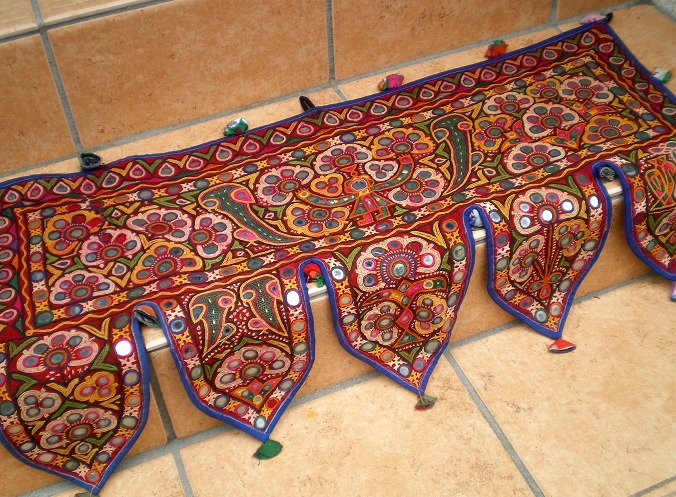 トーラン・TORAN・☆インド タペストリー、暖簾 : さそり座AB型主婦の