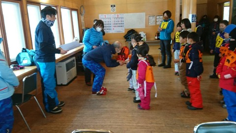 190A57D3-C5D6-4F02-BD15-5CF774B97746