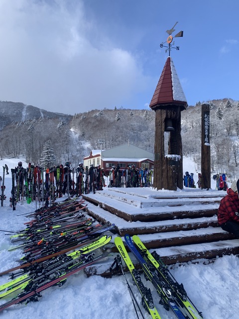 EB4BC85E-615A-4F62-A31B-F271375DEE6E